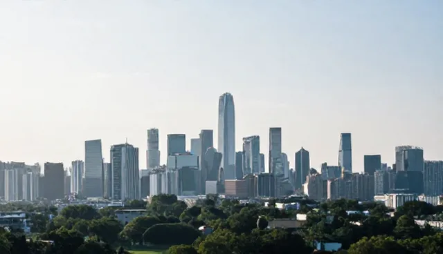 企业网站定制选型与维护中的常见误区分析